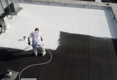 Peut-on utiliser une peinture cool roof sur bitume ?